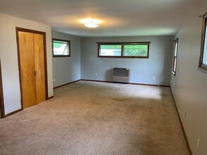 43 Westview Ter in Rochester, NY - Building Photo - Building Photo