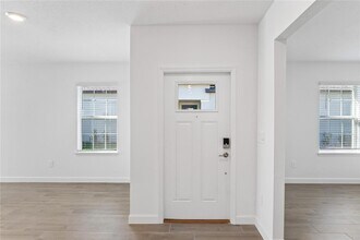 6692 Homebound Wy in New Port Richey, FL - Foto de edificio - Building Photo