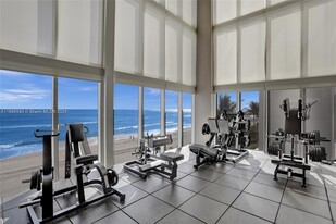 1830 S Ocean Dr, Unit 4708 in Hallandale Beach, FL - Foto de edificio - Building Photo