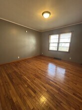 111 W Lindburg St in Pittsburg, KS - Building Photo - Building Photo