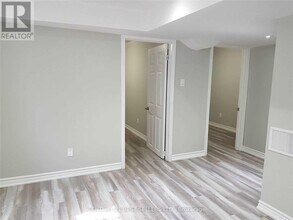 48 Marrakesh Dr in Toronto, ON - Building Photo - Building Photo