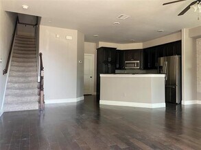 4232 Charles St in Carrollton, TX - Building Photo - Building Photo