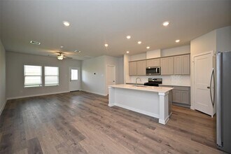 3934 Accolade Xing in Brookshire, TX - Building Photo - Building Photo