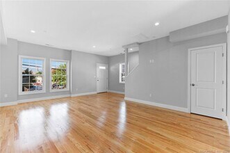 232 Columbus Ave in New Haven, CT - Building Photo - Building Photo