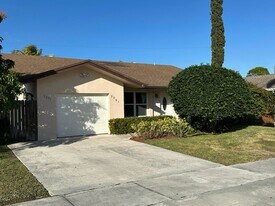 3291 SW 4th St in Deerfield Beach, FL - Building Photo