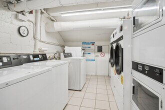 330 E 83rd St in New York, NY - Building Photo - Building Photo