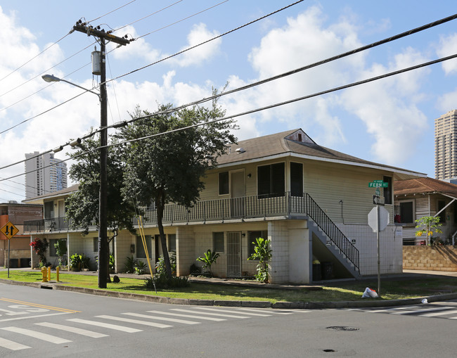 1905 Fern St in Honolulu, HI - Foto de edificio - Building Photo