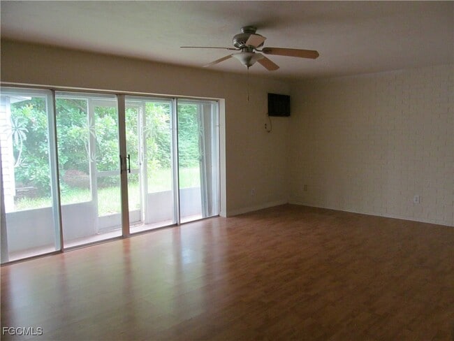 property at 1411 Caywood Cir S