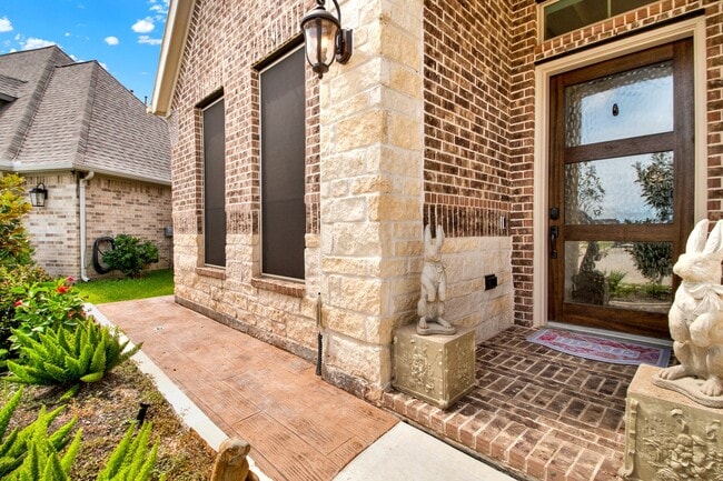 19334 Belmont Stakes Wy in Tomball, TX - Building Photo - Building Photo