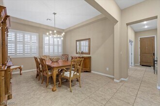 425 Via Stretto Ave in Henderson, NV - Building Photo - Building Photo