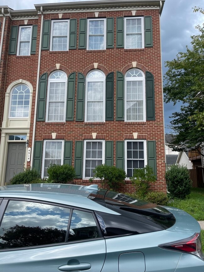 4914 Dashiell Pl in Woodbridge, VA - Building Photo - Building Photo