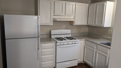 2062 Countydown Ln in Stone Mountain, GA - Building Photo - Building Photo