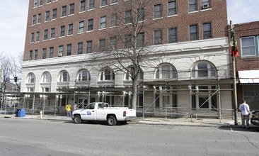 Altamont Apartments in Asheville, NC - Building Photo - Building Photo