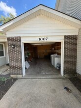 1007 Bayshore Dr in Schaumburg, IL - Building Photo - Building Photo