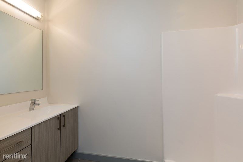 735 Truman Pkwy in Boston, MA - Building Photo