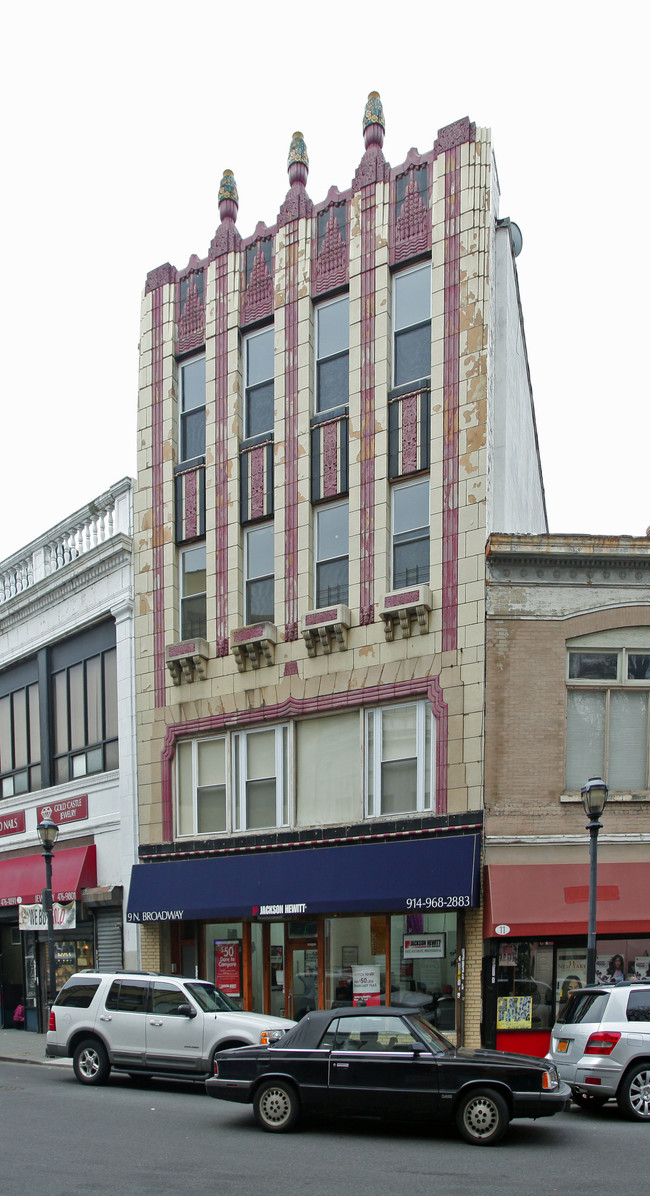 9 N Broadway in Yonkers, NY - Foto de edificio - Building Photo