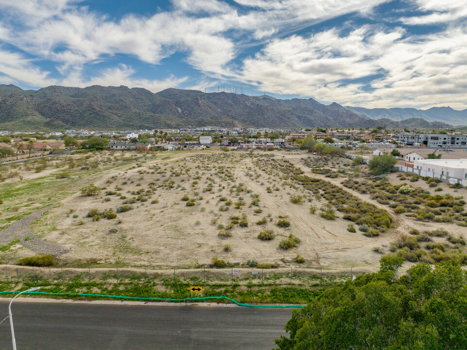 Corsica Villas in Phoenix, AZ - Building Photo