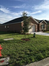 1522 Lexington Square SW in Vero Beach, FL - Foto de edificio - Building Photo