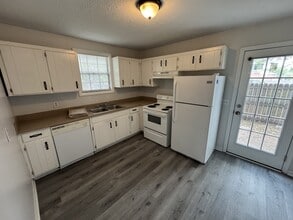 2339 Kimberly Dr in Nashville, TN - Building Photo - Building Photo