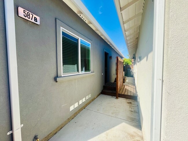 property at 587 Calpella Dr