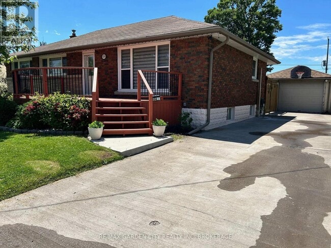 property at 834 David St