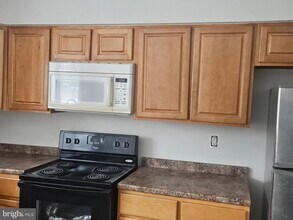 1716 Julie Ct in Bensalem, PA - Building Photo - Building Photo