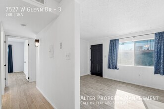 7527 W Glenn Dr in Glendale, AZ - Building Photo - Building Photo