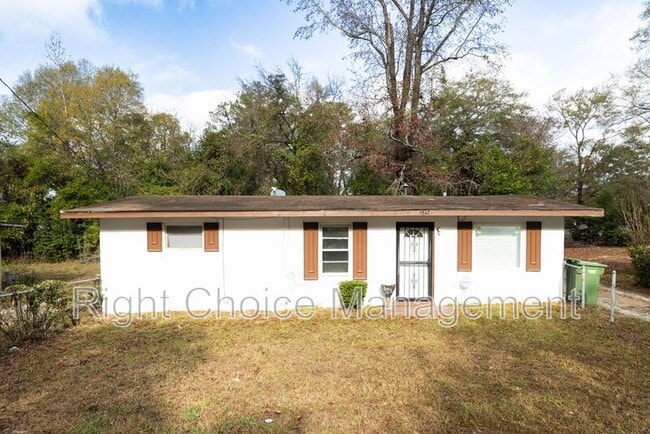 property at 5847 Forrest Rd