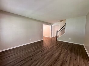 7800 Roundabout Way in Springfield, VA - Building Photo - Building Photo