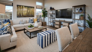 1412 Mauro Pietro Dr in Petaluma, CA - Building Photo - Building Photo