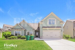 566 Massey Ct in Winder, GA - Building Photo