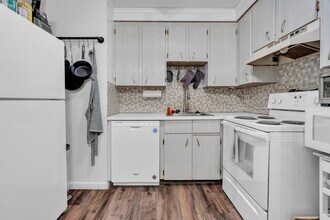 10 Scottfield Rd in Boston, MA - Building Photo - Building Photo