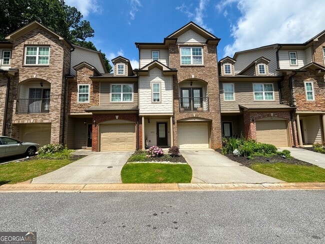 property at 2976 Ashlyn Crest Ct