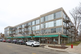 1100 Central Ave in Wilmette, IL - Building Photo - Building Photo