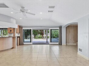 3424 Tanglewood Dr in Sarasota, FL - Building Photo - Building Photo