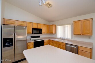 10253 E Penstamin Dr in Scottsdale, AZ - Building Photo - Building Photo