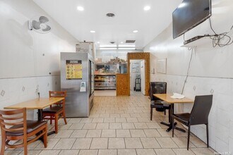 648 Rogers Ave in Brooklyn, NY - Building Photo - Interior Photo