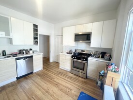 158 Boston St, Unit 4 in Boston, MA - Building Photo
