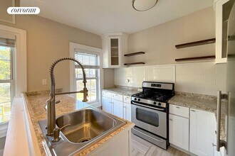 1013 E 96th St in Brooklyn, NY - Building Photo - Building Photo