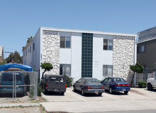 39th St. Apartments in San Diego, CA - Foto de edificio - Building Photo