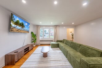 810 Walnut St in Linden, NJ - Building Photo - Building Photo