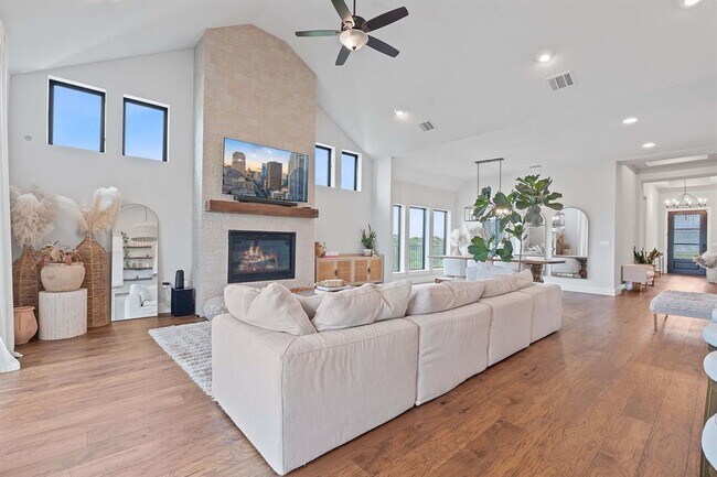 property at 8400 Amerigil Ct