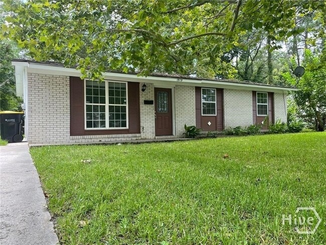 property at 1519 E 31st St