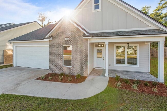 1575 Cherry Blossom Cir in Tallahassee, FL - Building Photo - Building Photo