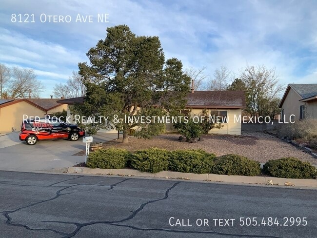 8121 Otero Ave NE in Albuquerque, NM - Building Photo - Building Photo