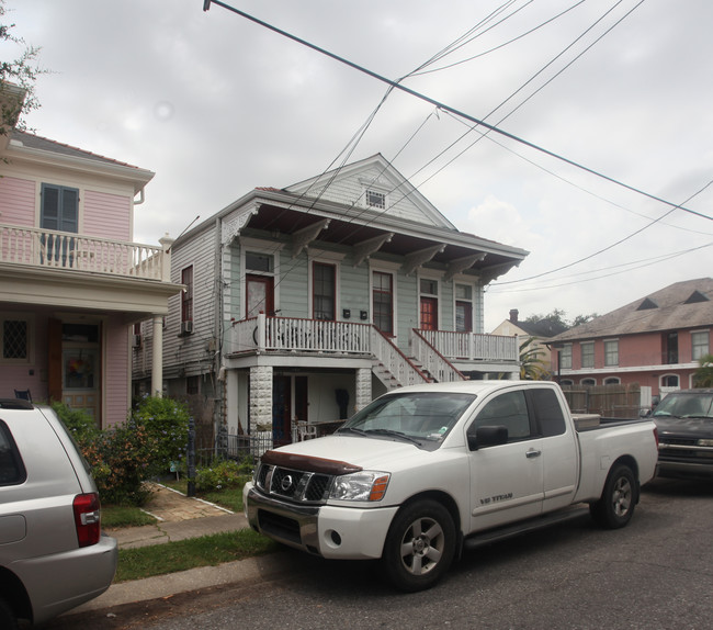 124-126 N Genois St in New Orleans, LA - Building Photo - Building Photo