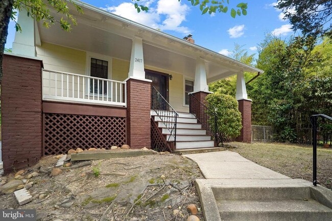 property at 2417 Washington Blvd