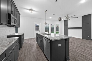 4677 Bellfort Ave in Houston, TX - Building Photo