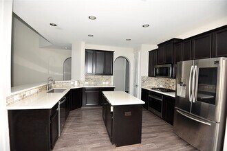 14615 Birchwood Falls Trail in Cypress, TX - Foto de edificio - Building Photo