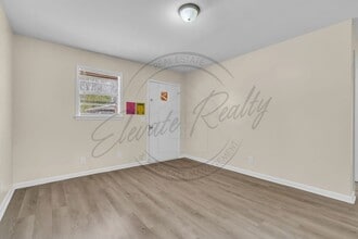 114 E 17th St in Cookeville, TN - Building Photo - Building Photo